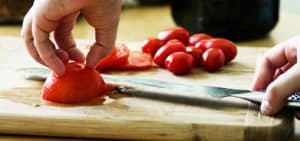 What Is The Best Knife For Cutting Tomatoes
